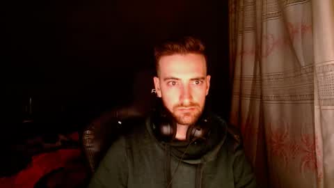 Snapshot of tastemyboner chatting on 12, 12, 2024 tastemyboner online show from 12, 12, 2024