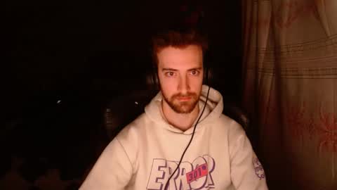 Snapshot of tastemyboner chatting on 4, 1, 2025 tastemyboner online show from 4, 1, 2025