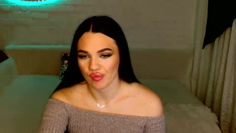 tasty_babyy online show from 6, 12, 2024