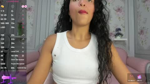 Snapshot of tasty_desires chatting on 27, 12, 2024 TATIS online show from 27, 12, 2024