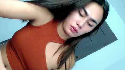 Vannesa online show from 10, 10, 2025
