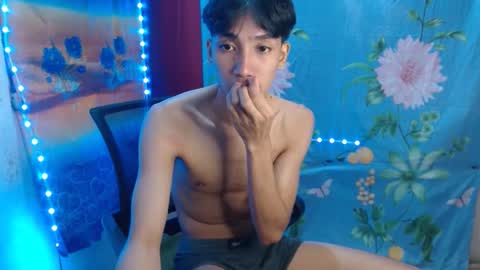 Snapshot of tastylicious_kim chatting on 3, 1, 2025 Ask me online show from 3, 1, 2025