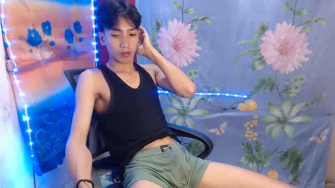 Snapshot of tastylicious_kim chatting on 4, 2, 2025 Ask me online show from 4, 2, 2025