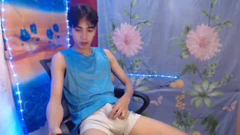Snapshot of tastylicious_kim chatting on 26, 2, 2025 Ask me online show from 26, 2, 2025