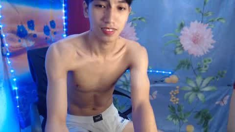 Snapshot of tastylicious_kim chatting on 28, 2, 2025 Ask me online show from 28, 2, 2025
