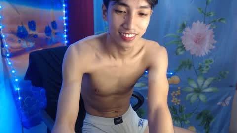 Snapshot of tastylicious_kim chatting on 1, 3, 2025 Ask me online show from 1, 3, 2025