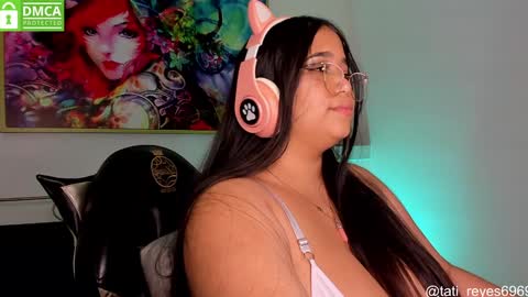 Snapshot of tati_reyes chatting on 4, 1, 2025 Tatiana --- Schedule Monday to Sundays 800 to 200 UTC-5 online show from 4, 1, 2025