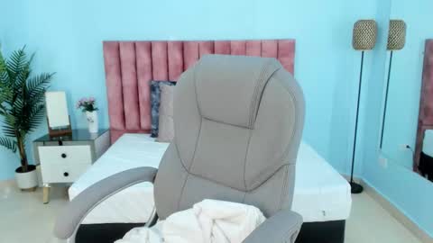 Tati Saldarriaga online show from 11, 2, 2026