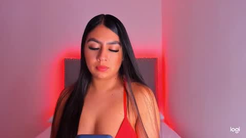 Snapshot of tatiana_2000 chatting on 28, 1, 2025 Tatiana online show from 28, 1, 2025