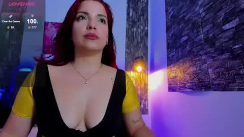 Tatiana SC online show from 2, 1, 2025