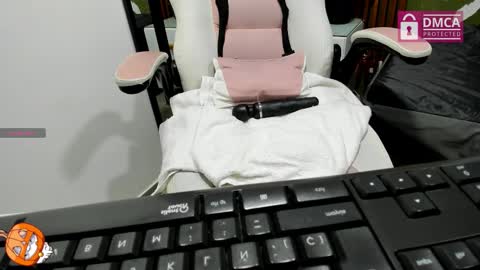 i am tatiana  online show from 17, 10, 2025