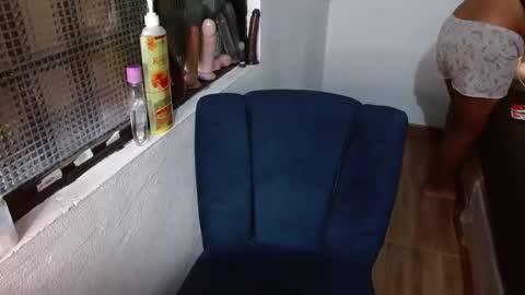 Snapshot of tatiana_wd chatting on 8, 11, 2025 tatiana online show from 8, 11, 2025