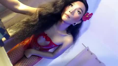 Snapshot of tatiana_wilton chatting on 7, 5, 2026 ANDREA online show from 7, 5, 2026