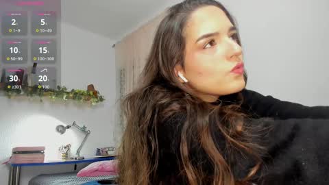 Snapshot of tatiannaz chatting on 24, 9, 2025 Tatianna online show from 24, 9, 2025