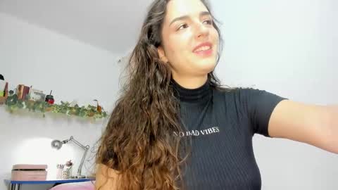 Snapshot of tatiannaz chatting on 29, 10, 2025 Tatianna online show from 29, 10, 2025