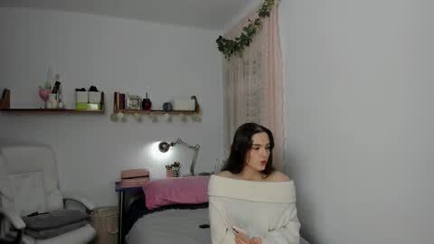 Snapshot of tatiannaz chatting on 11, 11, 2025 Tatianna online show from 11, 11, 2025