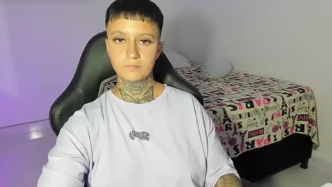 Snapshot of tatoo_girl chatting on 7, 2, 2025 jess online show from 7, 2, 2025