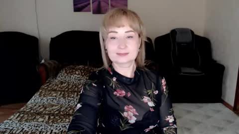 Snapshot of tattease chatting on 18, 9, 2025 Tattease online show from 18, 9, 2025