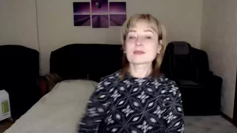 Snapshot of tattease chatting on 7, 10, 2025 Tattease online show from 7, 10, 2025