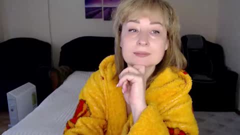 Snapshot of tattease chatting on 2, 11, 2025 Tattease online show from 2, 11, 2025