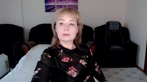 Snapshot of tattease chatting on 3, 12, 2025 Tattease online show from 3, 12, 2025