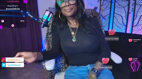 Snapshot of tatted_vixen chatting on 10, 11, 2025 Tatted Queen online show from 10, 11, 2025