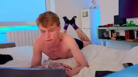 Snapshot of tattooed666cat chatting on 7, 11, 2025 Alex but u can call me Theo online show from 7, 11, 2025