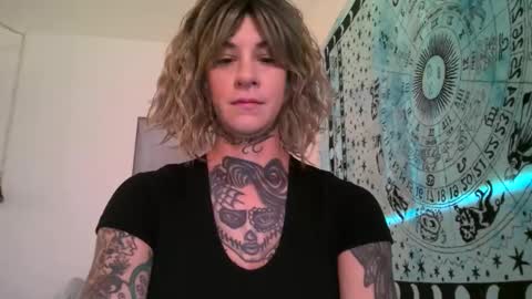 Snapshot of tattooed_natalia chatting on 24, 12, 2024 Natalia 3 online show from 24, 12, 2024