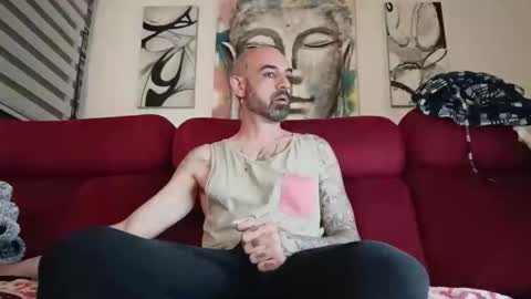 Tatuado20cm online show from 6, 4, 2026