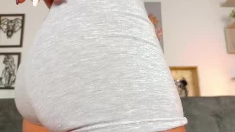 Taty Miller online show from 14, 11, 2025