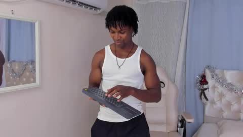 tau_montes online show from 19, 11, 2025