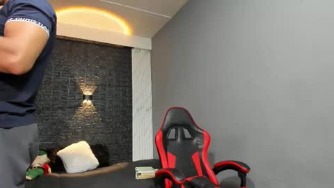  T A U R U S  online show from 4, 12, 2025