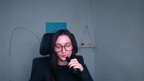 Snapshot of tayavibe chatting on 3, 2, 2026 Taya online show from 3, 2, 2026