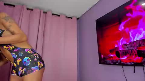 Snapshot of taybunny18 chatting on 13, 2, 2025   online show from 13, 2, 2025