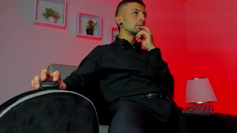 Snapshot of tayer_bennet chatting on 15, 9, 2025 tayer_bennet online show from 15, 9, 2025