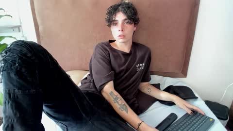     online show from 4, 2, 2026