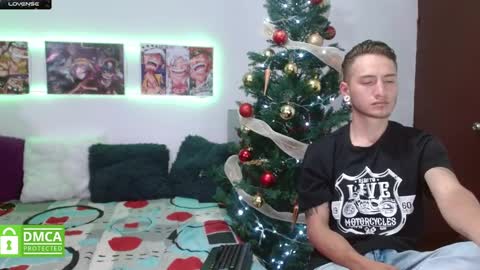 pareja ardiente online show from 26, 12, 2024