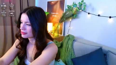 Snapshot of taylla_nouelll chatting on 26, 11, 2025 Taylla online show from 26, 11, 2025