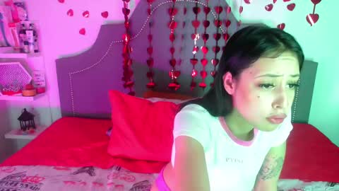 Snapshot of taylor_dolll chatting on 4, 3, 2025 Taylor 3 online show from 4, 3, 2025