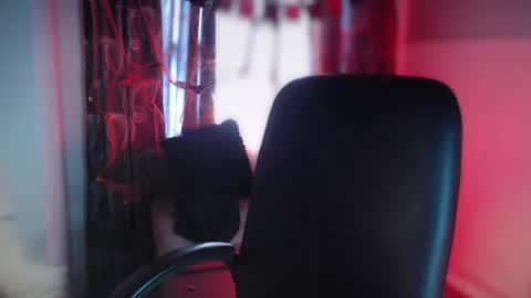 Snapshot of taylor_dolll chatting on 28, 10, 2025 Taylor 3 online show from 28, 10, 2025