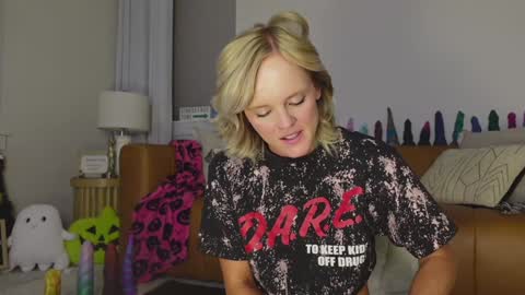 Taylor --  online show from 29, 10, 2025