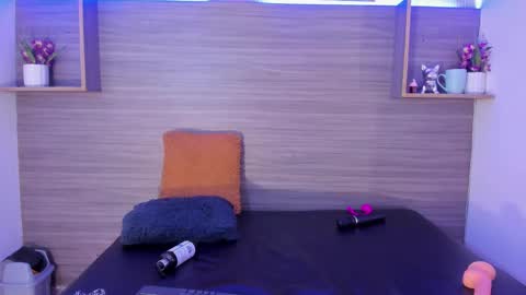 Taylor  online show from 22, 2, 2025