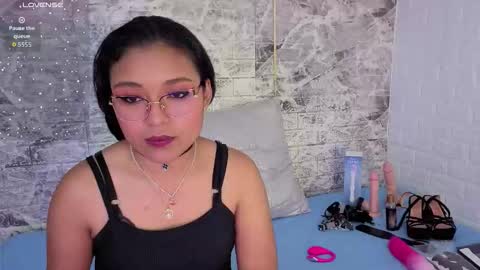 Tay online show from 3, 11, 2025