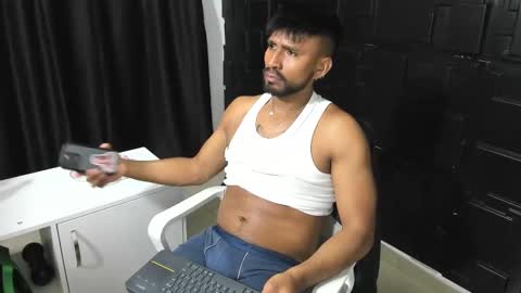 Snapshot of taylormaccurdy_ chatting on 11, 9, 2025 taylormaccurdy_ online show from 11, 9, 2025