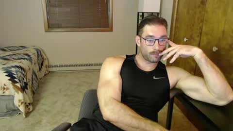 Taylor Oaks online show from 22, 7, 2026