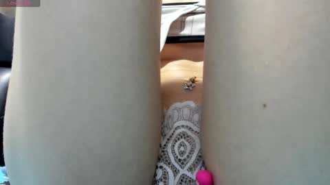 XIMENA online show from 3, 12, 2024