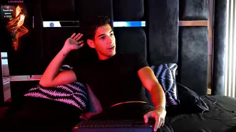 taylorsmiths_ online show from 6, 1, 2026