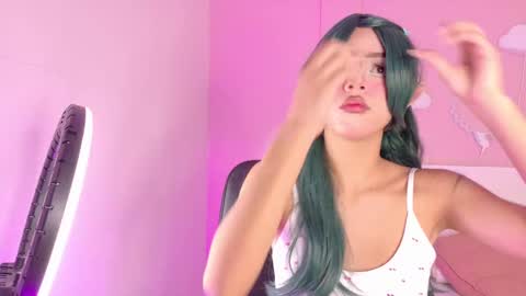 Snapshot of taylorsmitth_ chatting on 8, 11, 2025 TAYLOR online show from 8, 11, 2025