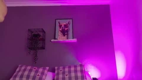 Snapshot of taylorsmitth_ chatting on 25, 11, 2025 TAYLOR online show from 25, 11, 2025