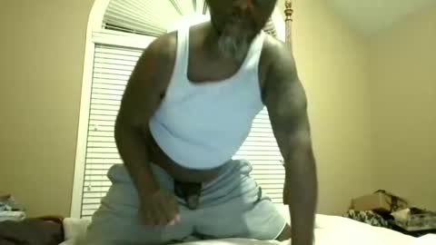 Snapshot of tchsul chatting on 9, 9, 2025 TOUCH online show from 9, 9, 2025